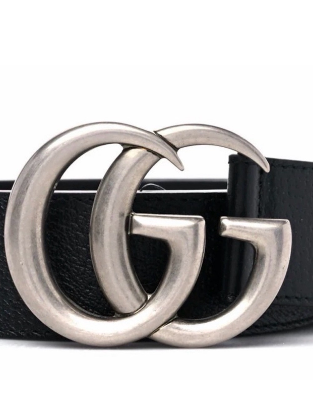 GUCCI
Textured Dollar Calfskin Nickel
Double G Belt 75•30